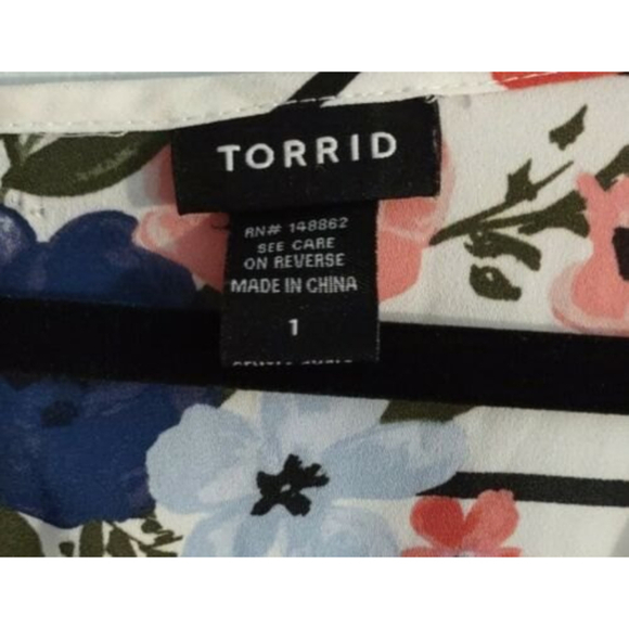 Torrid 1  Womens Plus Spring/Summer Split Back Floral Stripe Top 14/16 - Picture 3 of 6